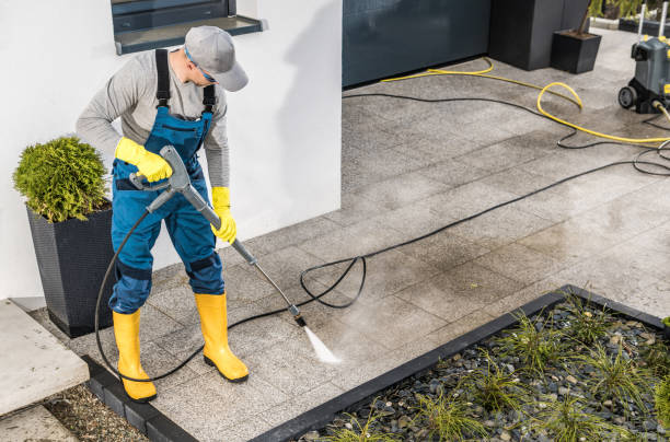 Best Pressure Washing Contractors  in Crystal Lake, IL